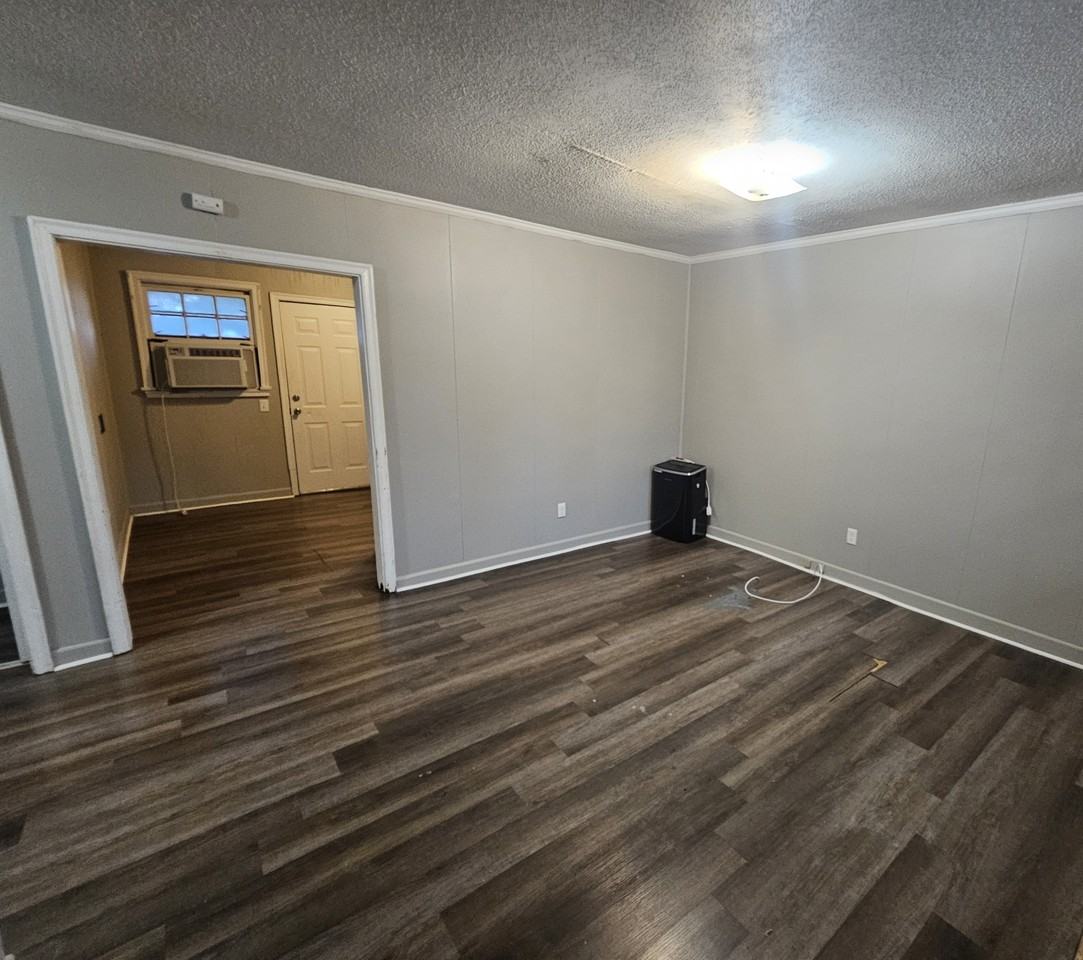 101 Sibbie Ct #1 - Photo 3 of 13