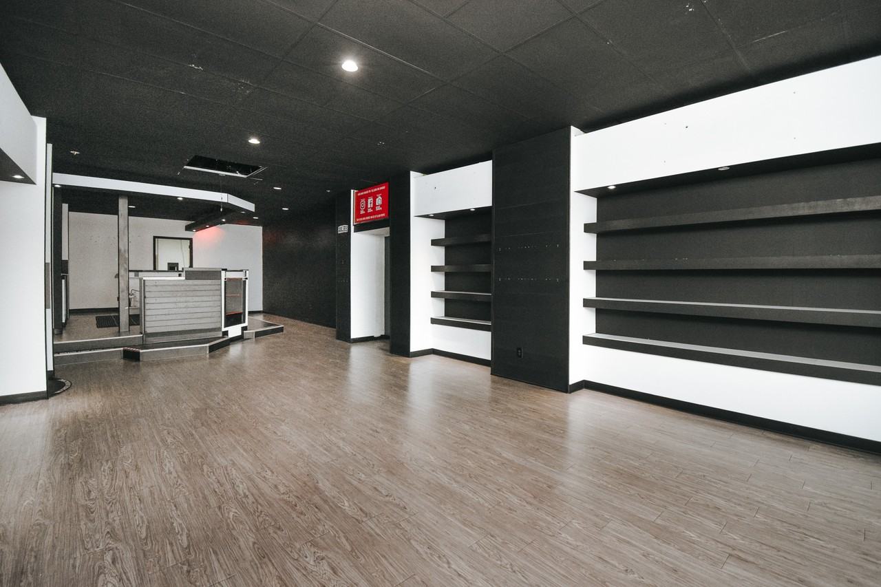 5212 N Navarro St #5212 - Photo 6 of 13