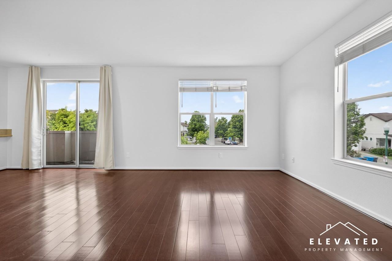 1040 Campoy St #1 - Photo 7 of 23