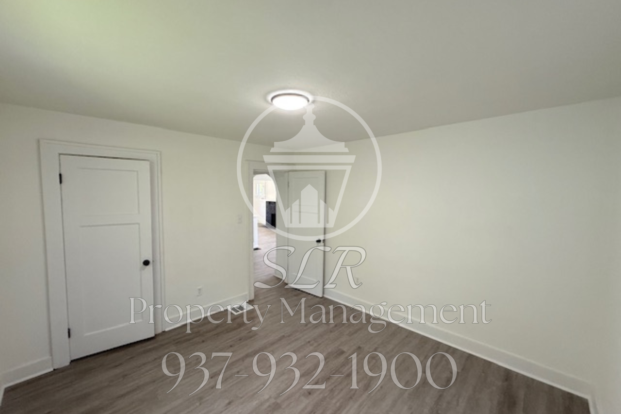 3925 Hoover Ave #1 - Photo 5 of 15