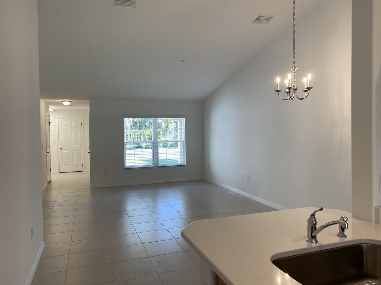 10 Pontiac Ln #B - Photo 6 of 8