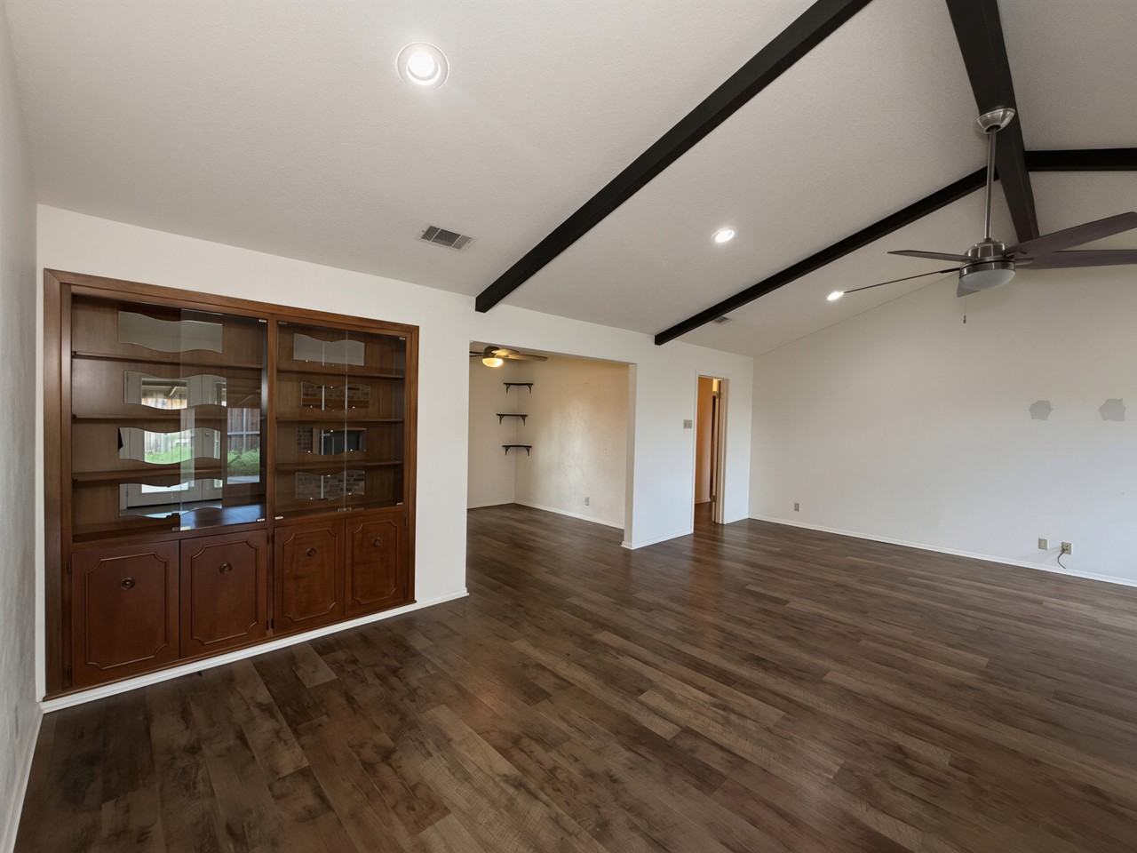 925 Boone Dr #1 - Photo 4 of 15