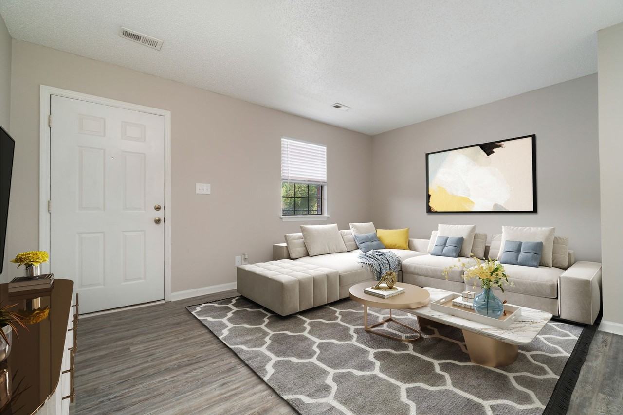 Arlington Pointe - Photo 3 of 4