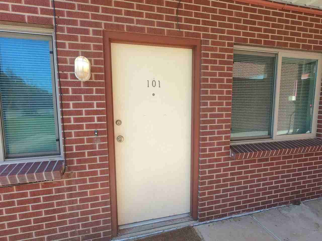 2845 Broadway Street - Photo 3 of 31