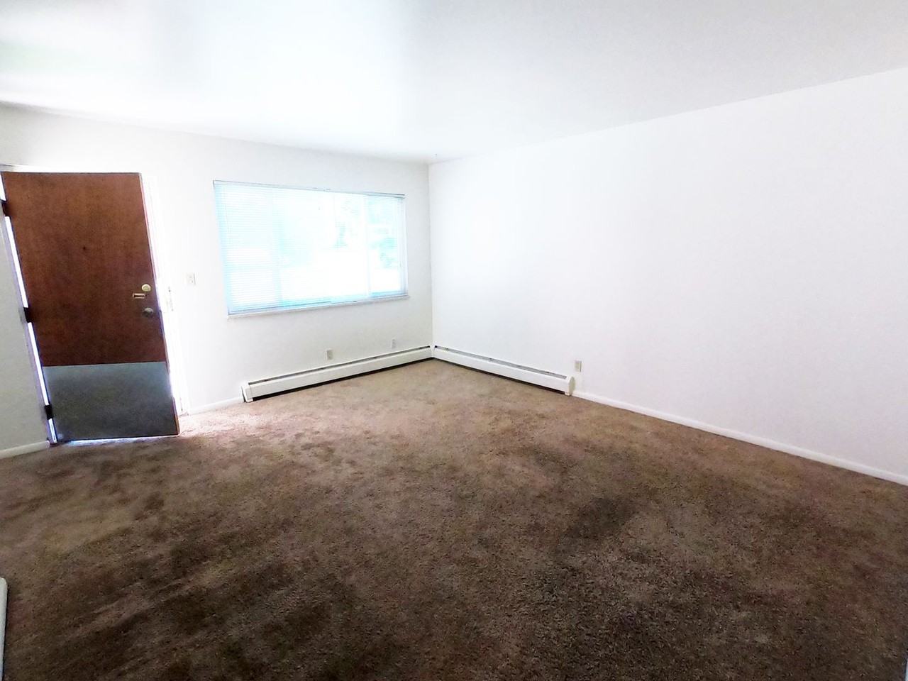 2845 Broadway Street - Photo 4 of 31