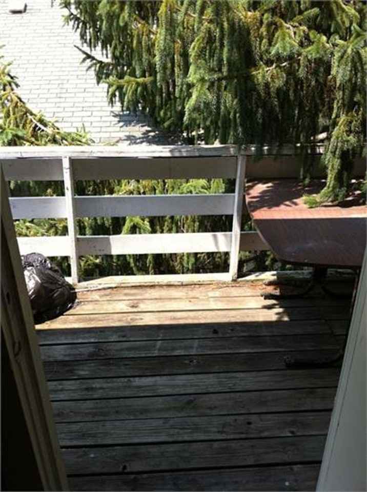 805 E Main St - Photo 3 of 9