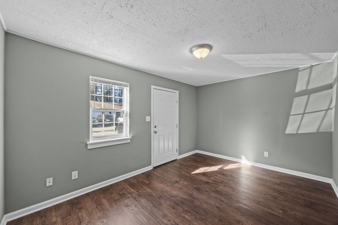 Spacious 2 - Photo 2 of 50