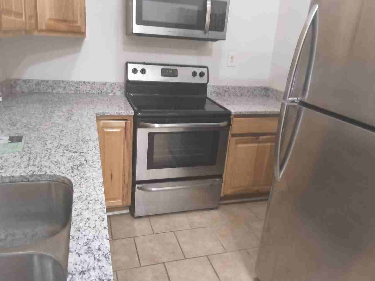 111 N Main St #H - Photo 6 of 7