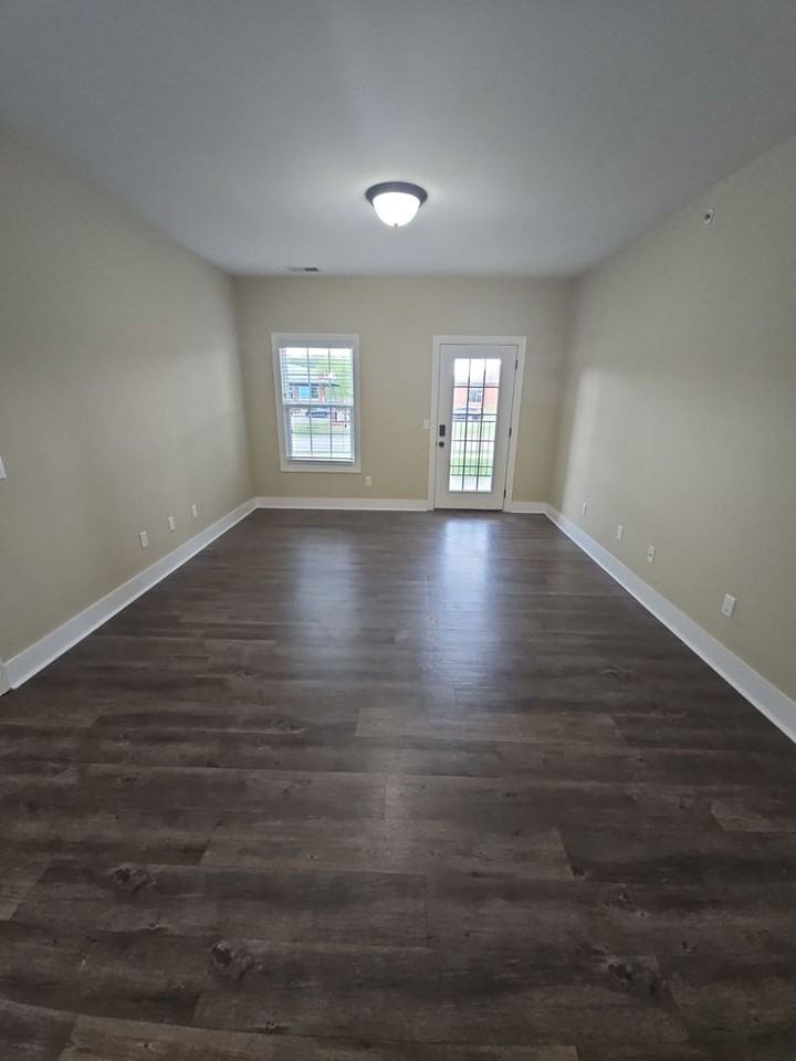 Dry Valley - Photo 3 of 41