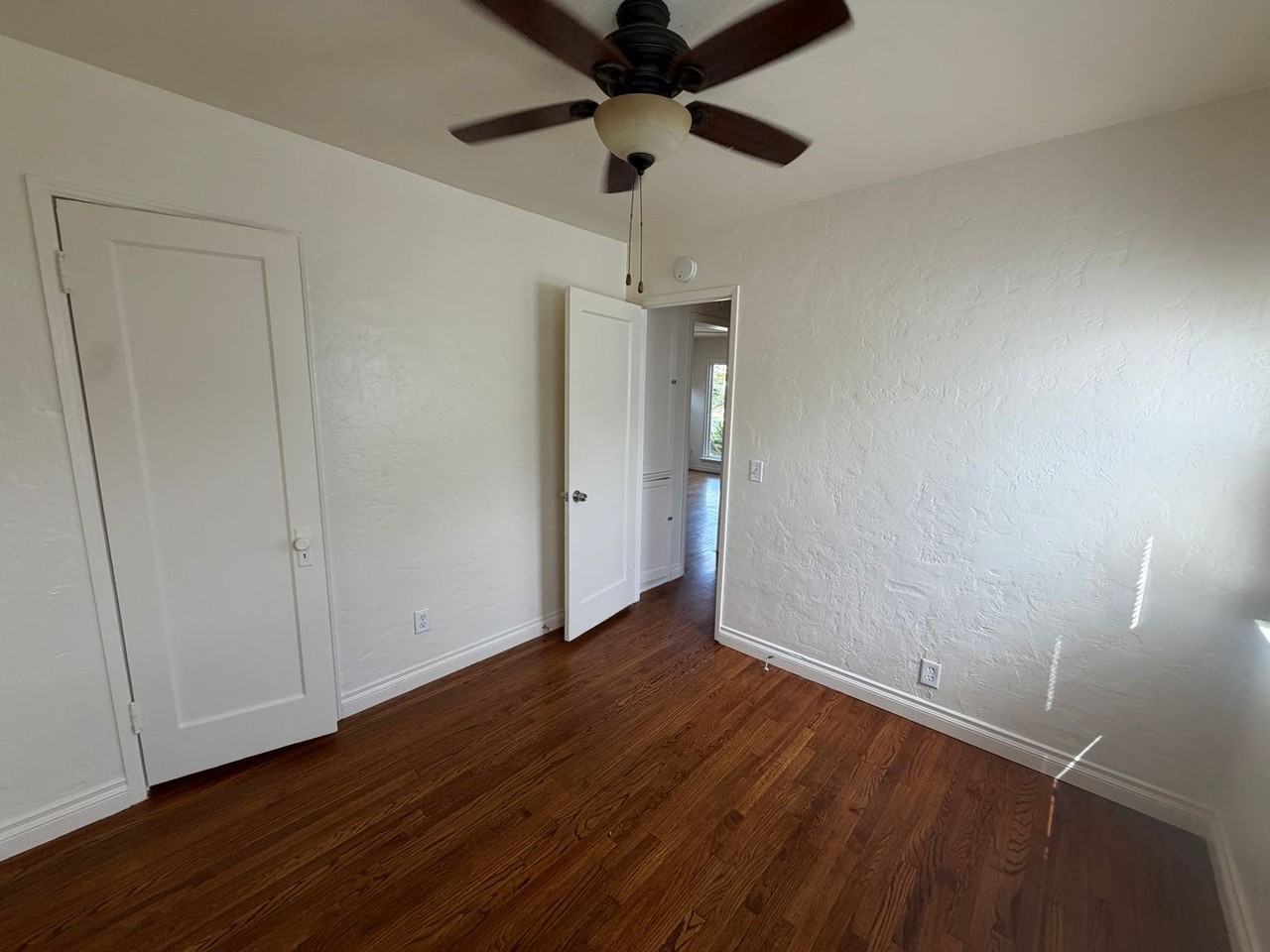 3627 Dwight St - Photo 5 of 11