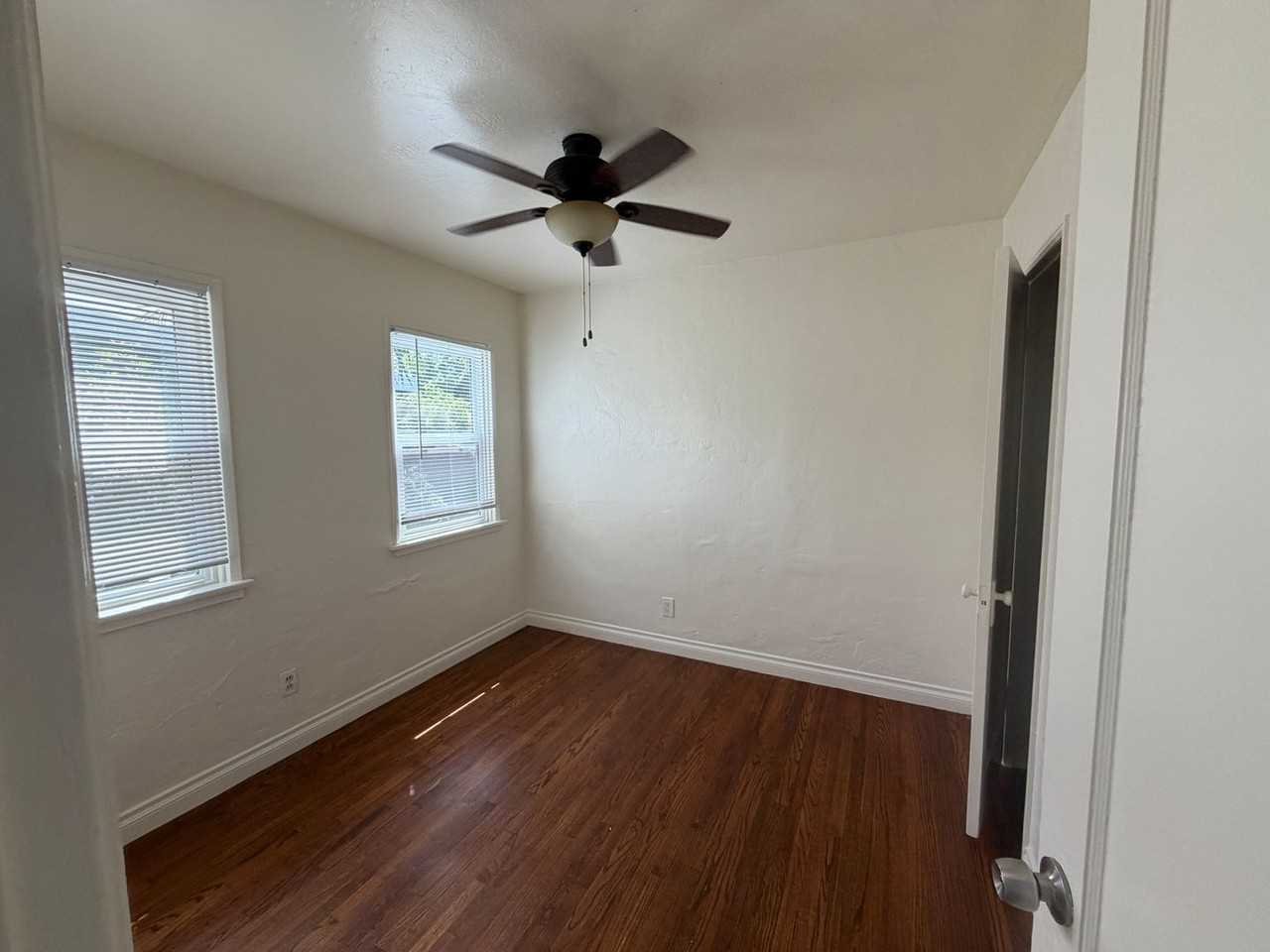3627 Dwight St - Photo 6 of 11