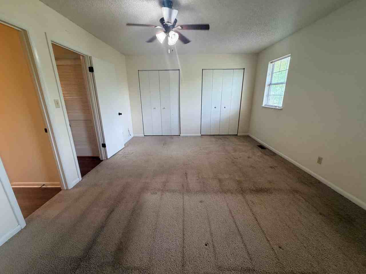 2 Westbrook Cir Apt B - Photo 3 of 25