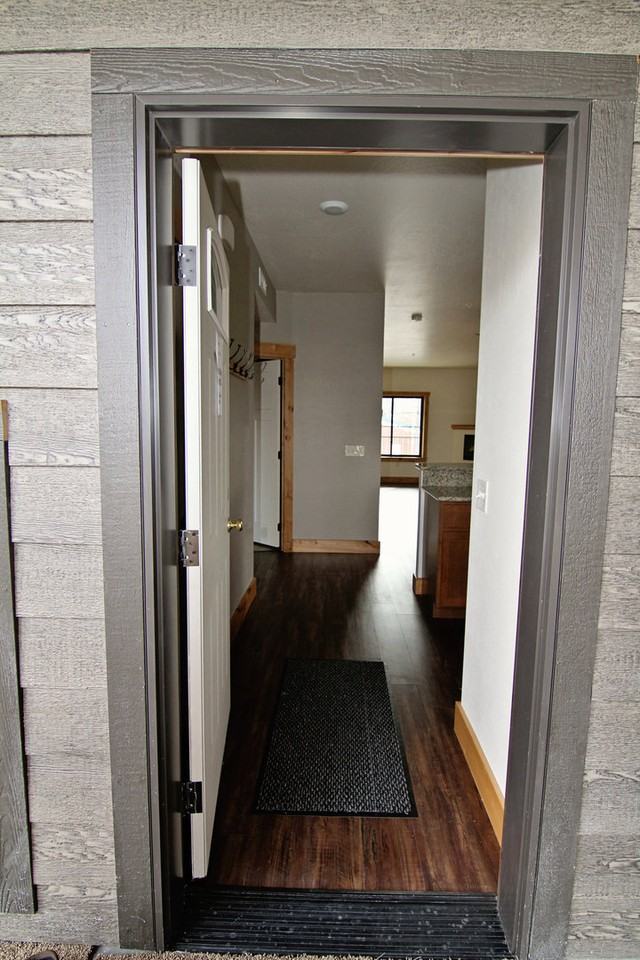 Mission Place - Photo 4 of 42