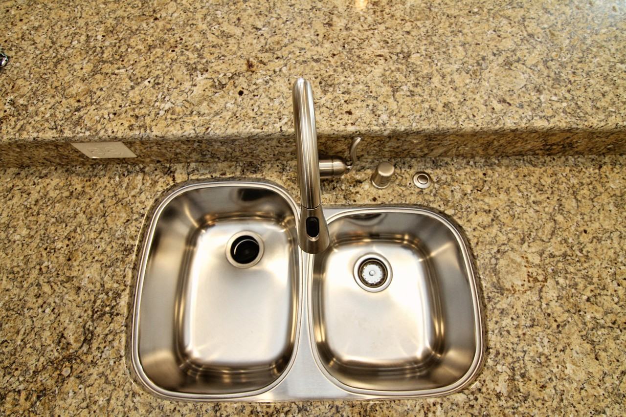 Mission Place - Photo 6 of 42