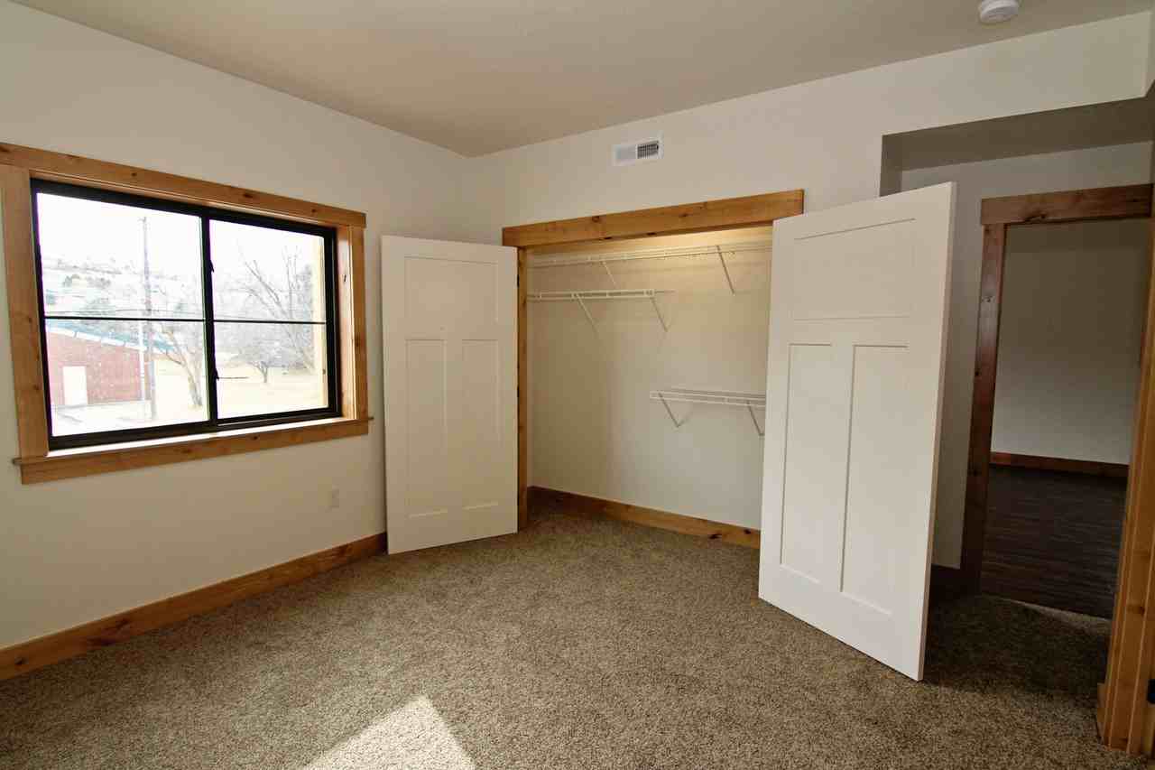 Mission Place - Photo 7 of 42