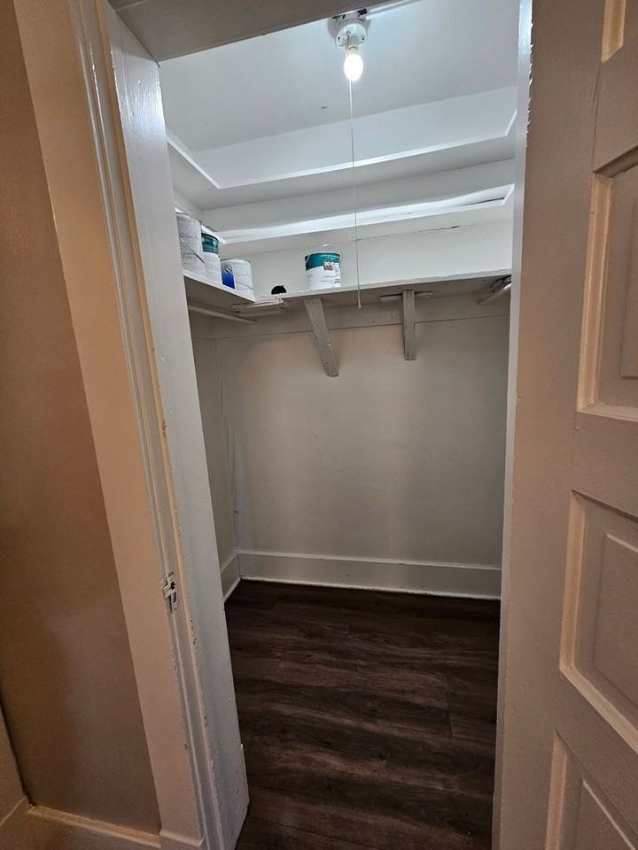 314 S 700 E - Photo 3 of 28