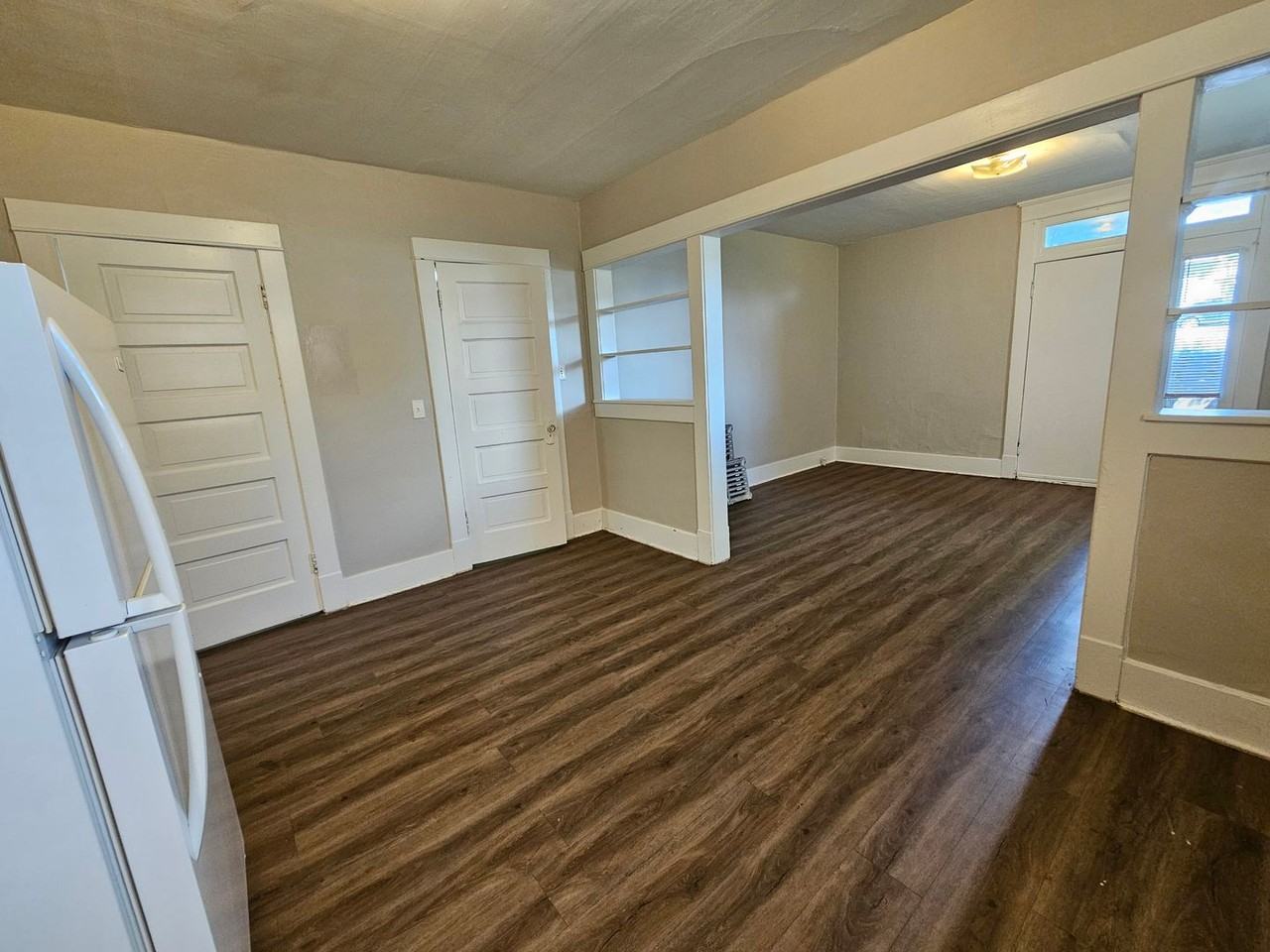 314 S 700 E - Photo 5 of 28