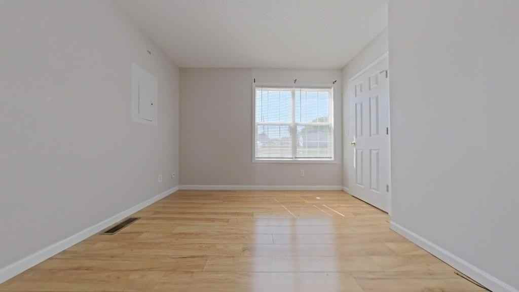 28 King Row - Photo 6 of 11