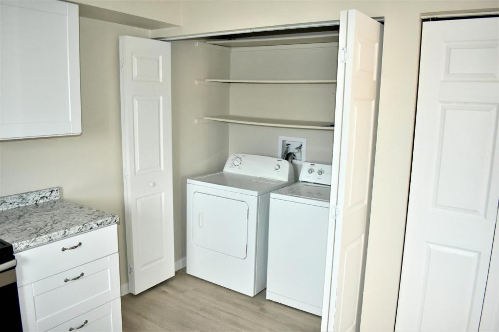 6823 Western Pl - Photo 3 of 16