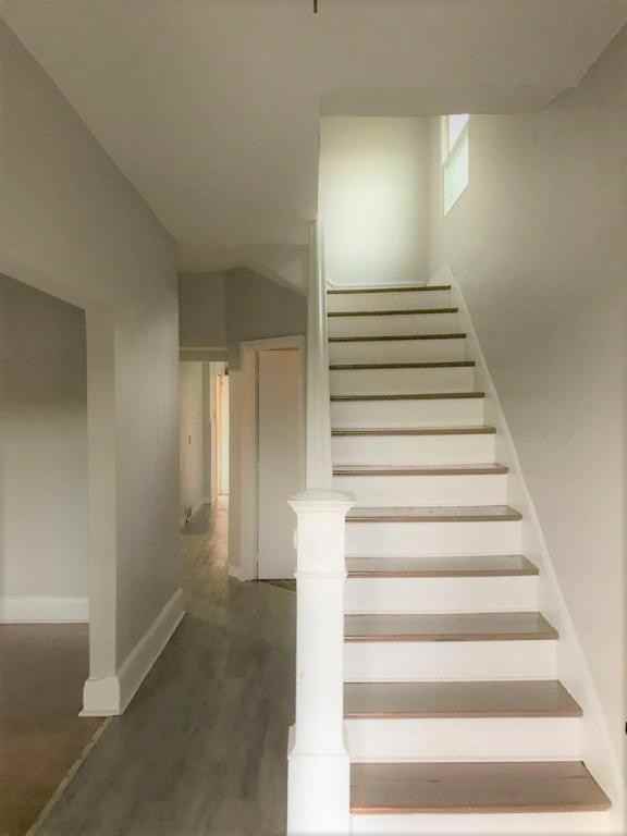 Marwood Ave - Photo 2 of 16