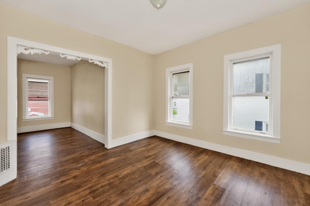 78 Academy St - Photo 3 of 12