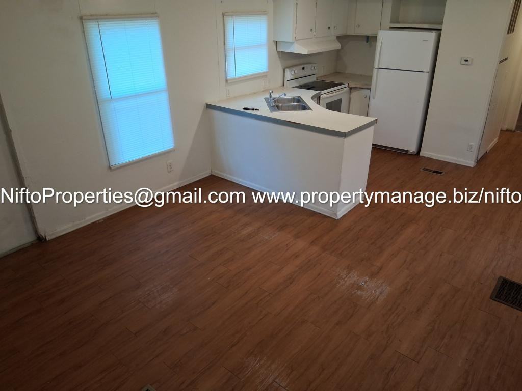 5584 Aenon Ln - Photo 4 of 8