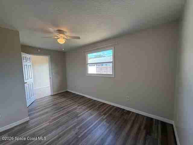 660 Minnie St - Photo 7 of 11