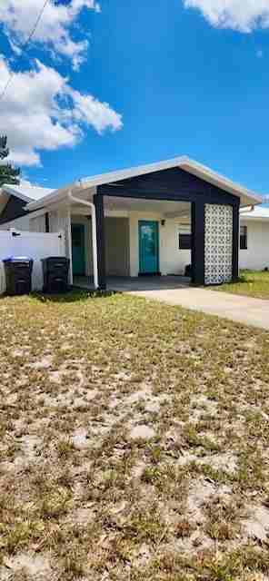 985 Alford St - Photo 2 of 8