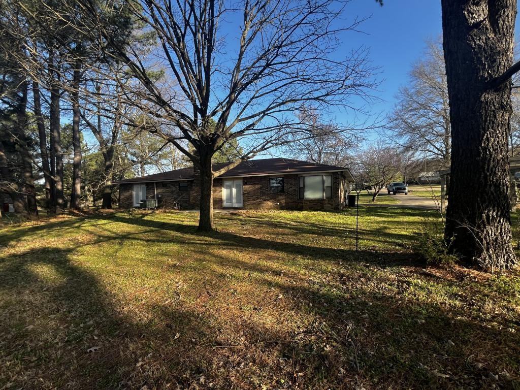 19245 Tuttle Rd - Photo 3 of 16