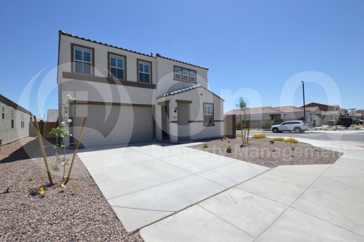 12351 W Kaler Dr - Photo 2 of 10