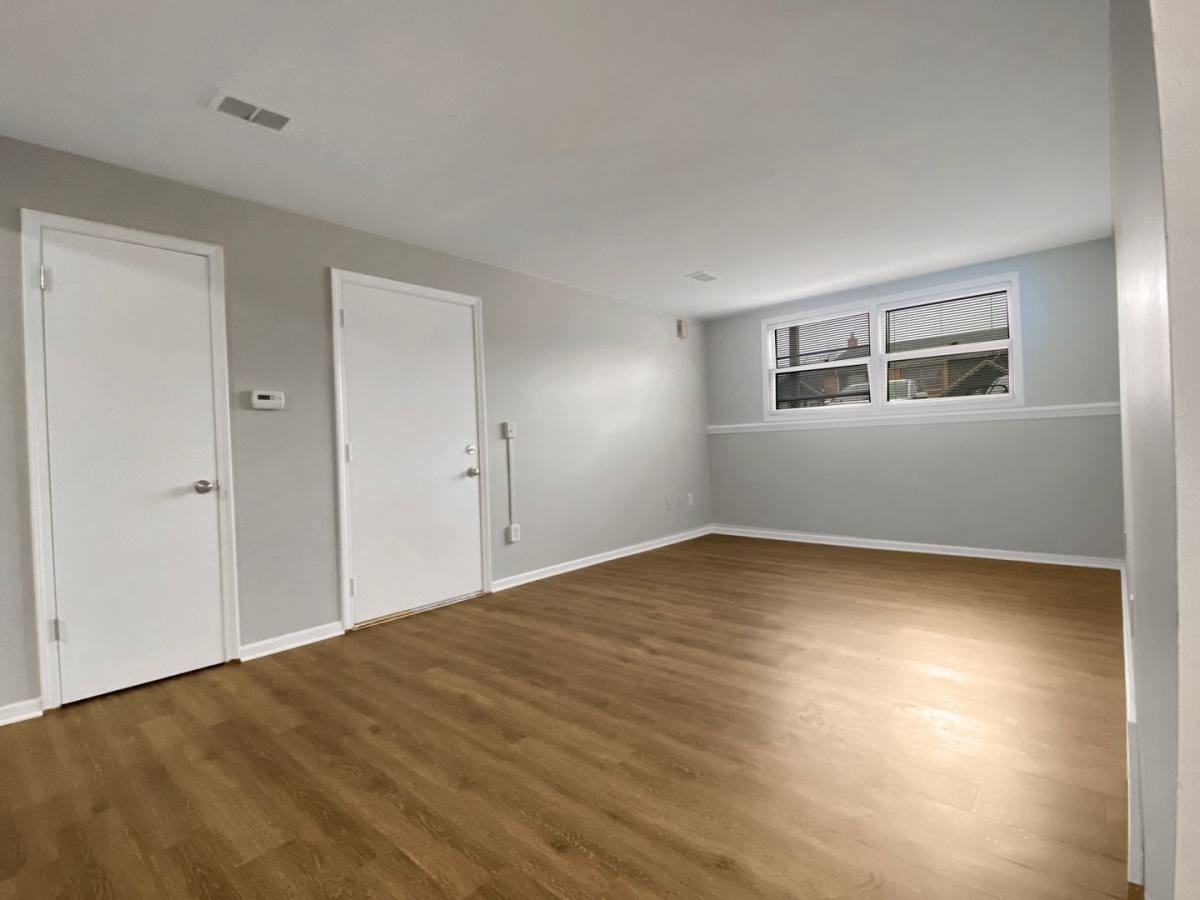 4179 Oak Park Dr Se - Photo 3 of 3