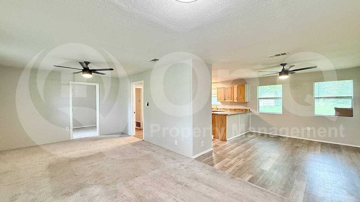 702 3767 FM #963 - Photo 5 of 10