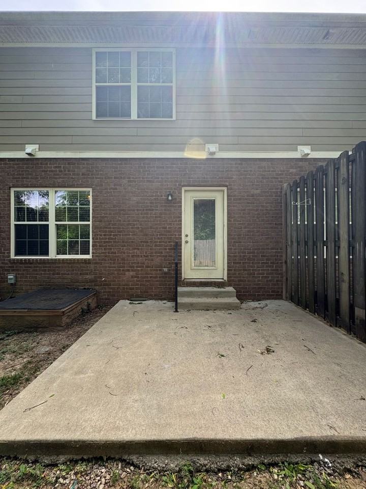 176 Middle Bridge Stub Road - Photo 5 of 18