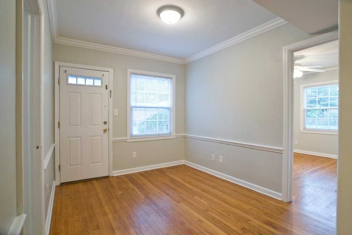 51 Columbus Dr #1 - Photo 2 of 13