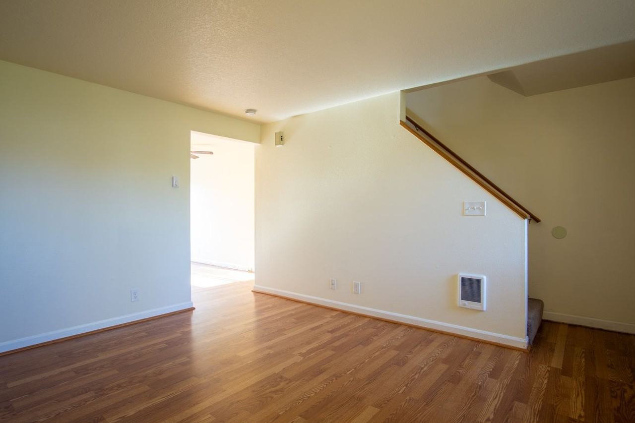 8363 Sw Durham Rd #06 - Photo 3 of 17