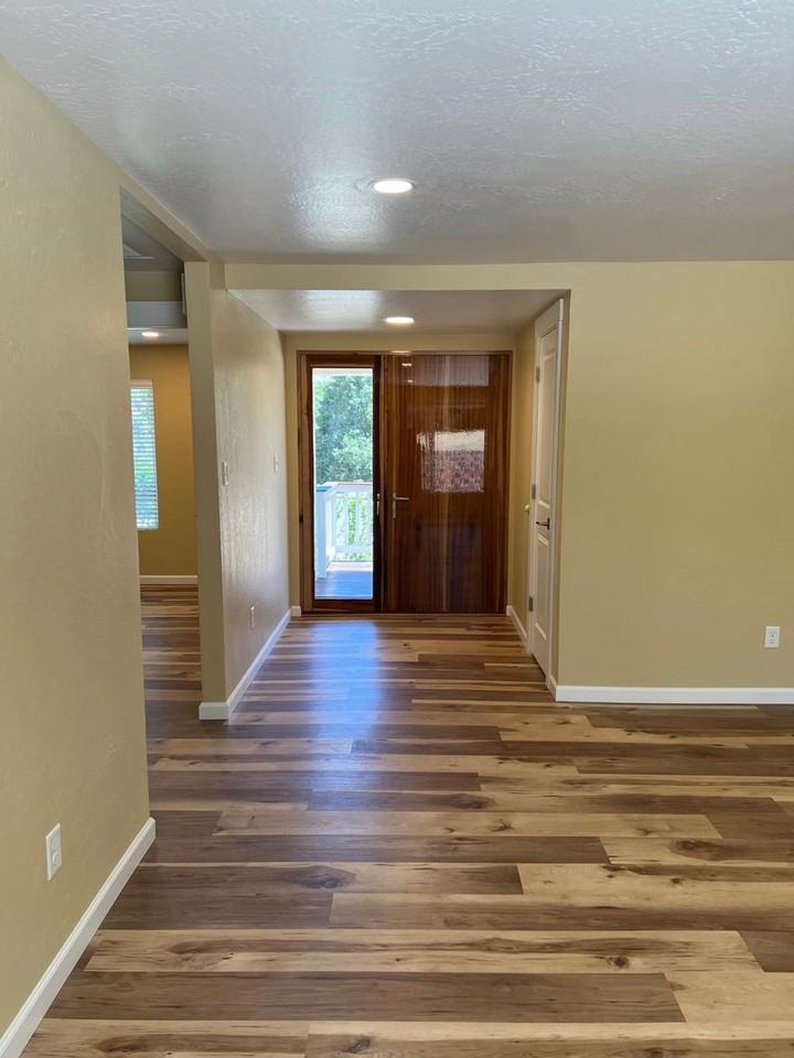 593 Oak Knoll Dr - Photo 6 of 23