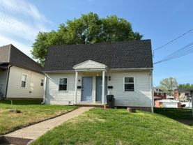 1022 Lakeview Dr - Photo 1 of 1