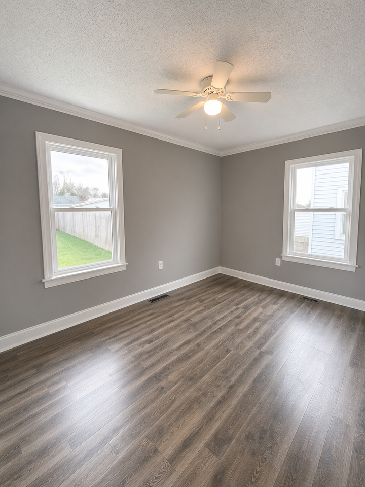 2662 Azelda St - Photo 5 of 11