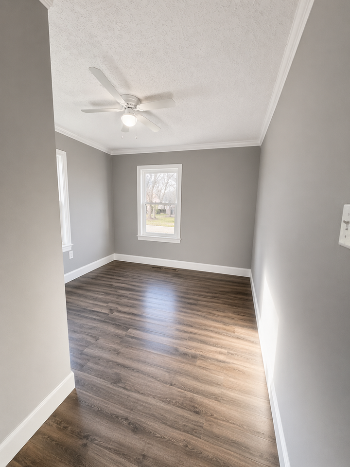 2662 Azelda St - Photo 7 of 11