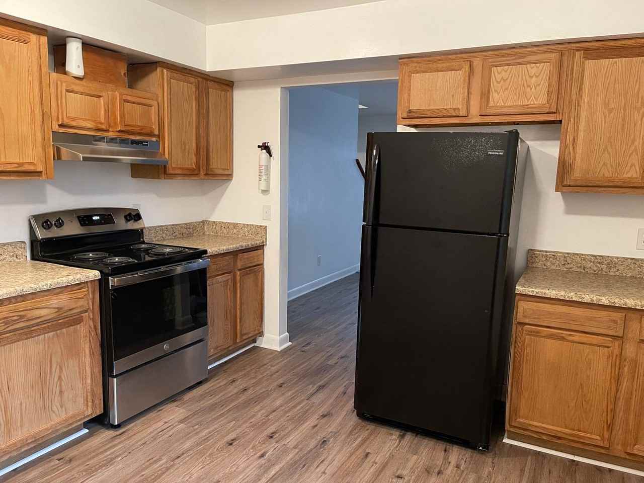 1531 Spruce St #B - Photo 6 of 25