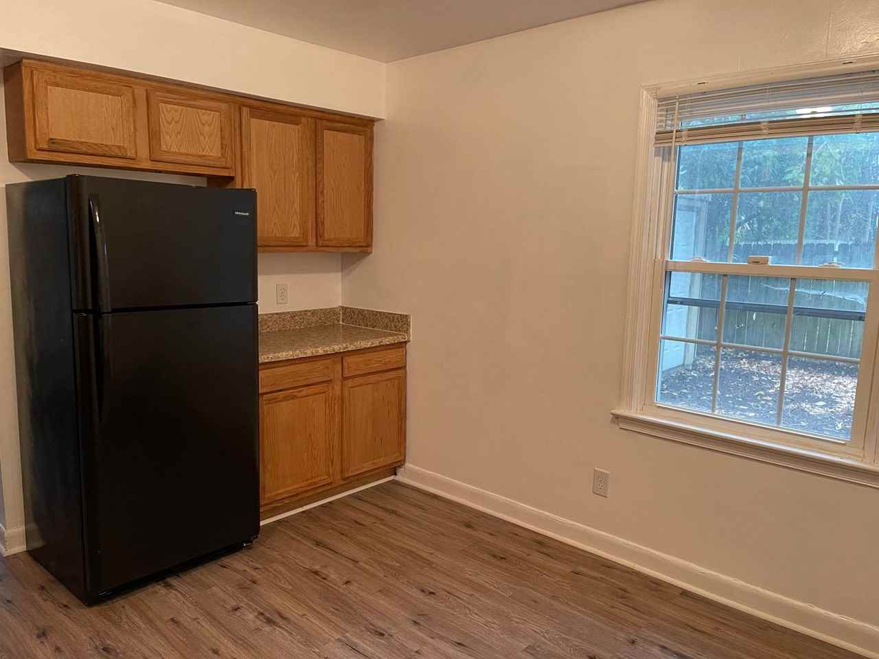 1531 Spruce St #B - Photo 7 of 25