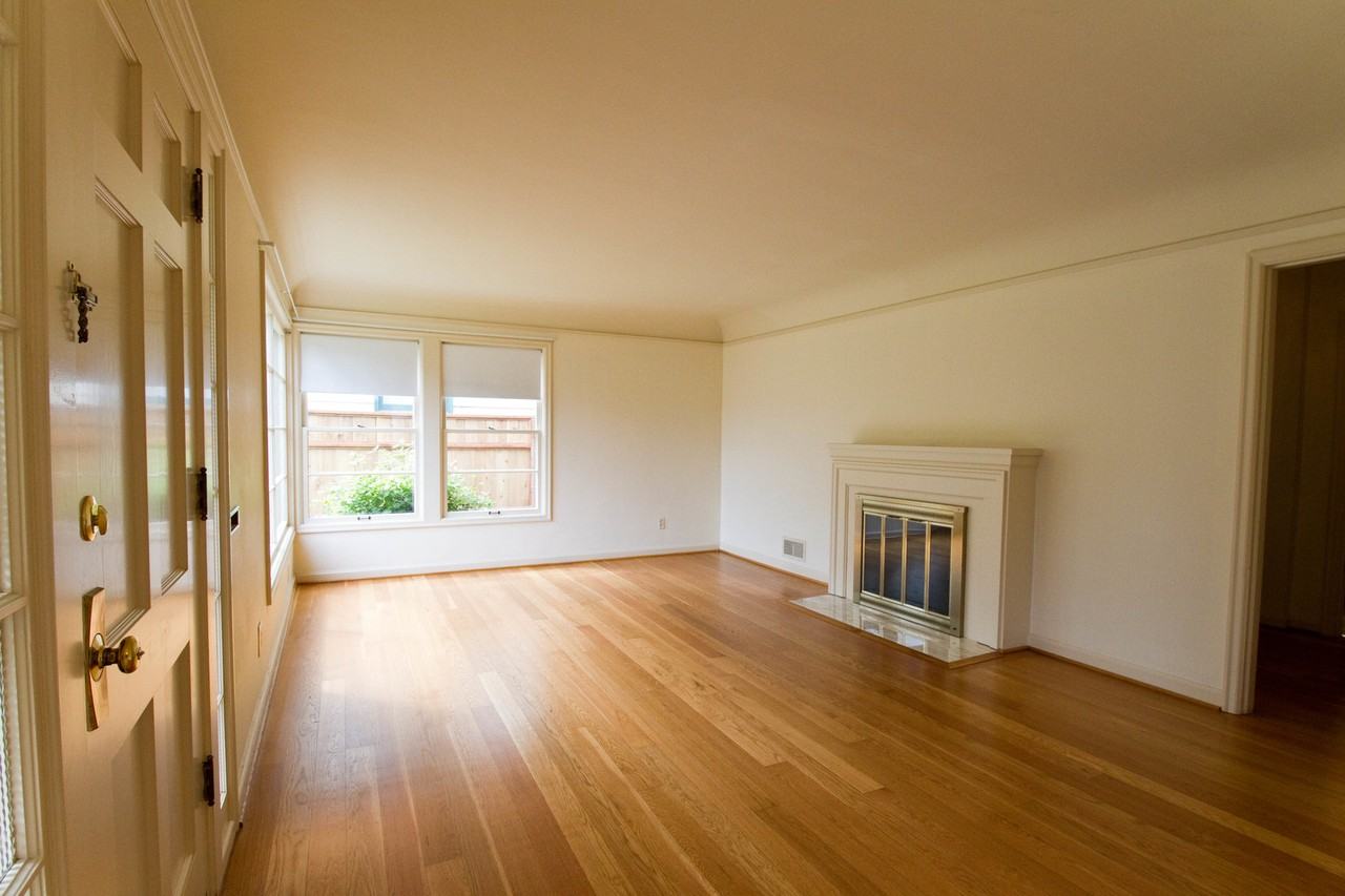 4515 Ne 40th Ave - Photo 3 of 20