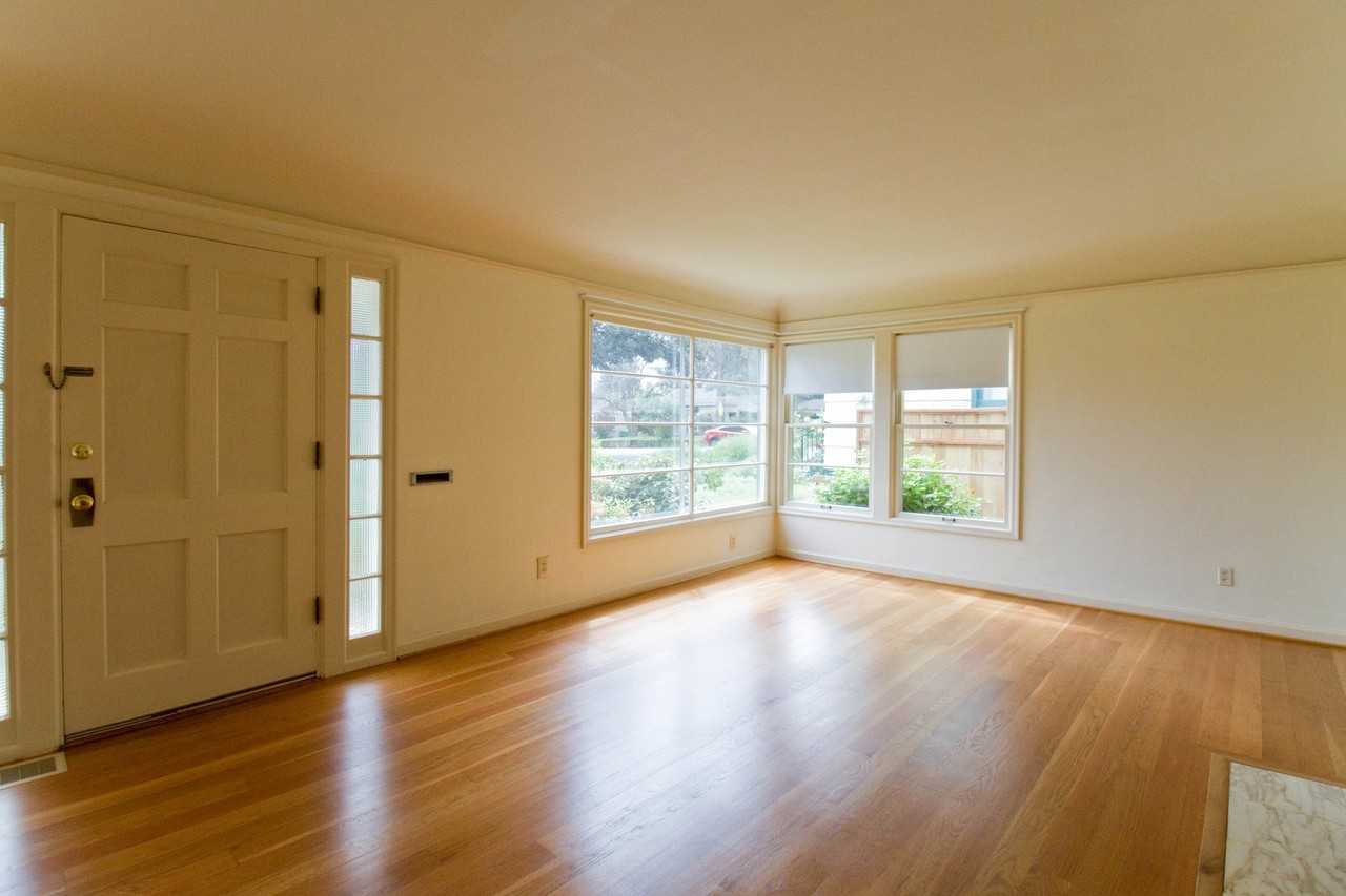 4515 Ne 40th Ave - Photo 4 of 20