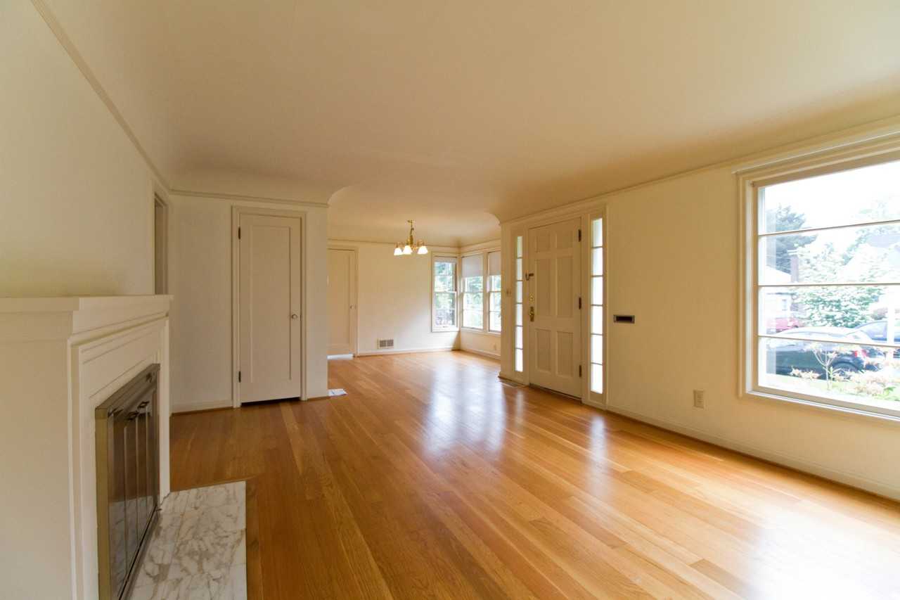 4515 Ne 40th Ave - Photo 5 of 20