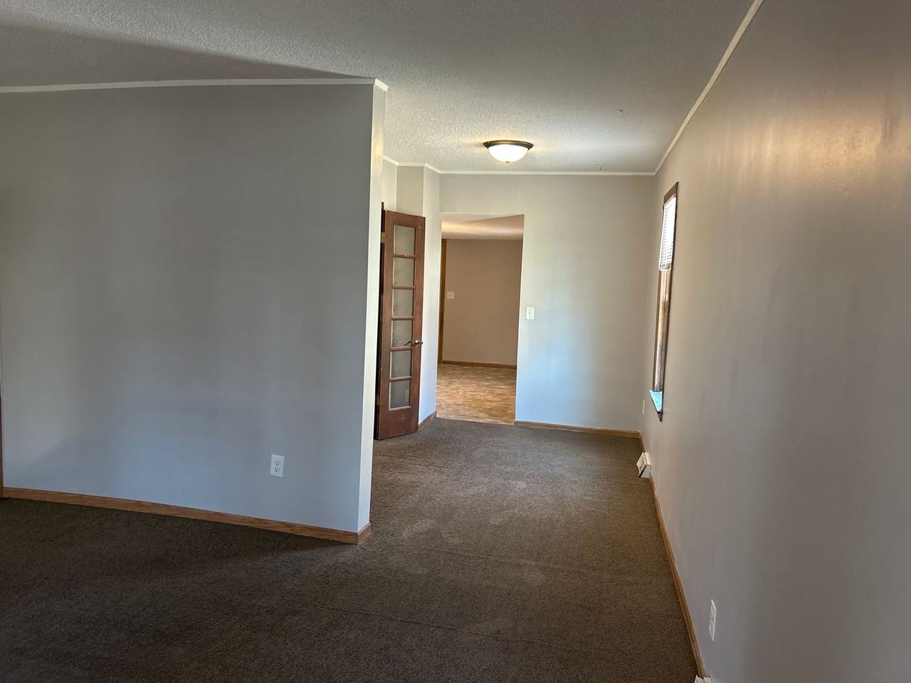 623 Maryland Ave E - Photo 3 of 15