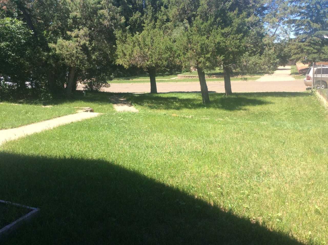 638 2nd Ave E - Photo 2 of 15