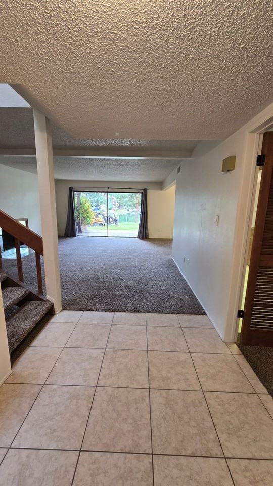 4147 Pinewood Lake Dr - Photo 4 of 32