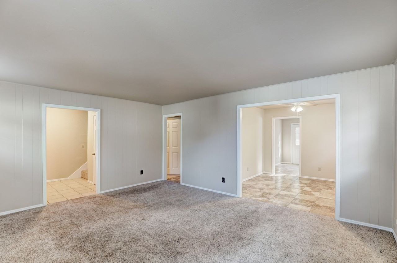 7505 Knight Lake Dr - Photo 6 of 26