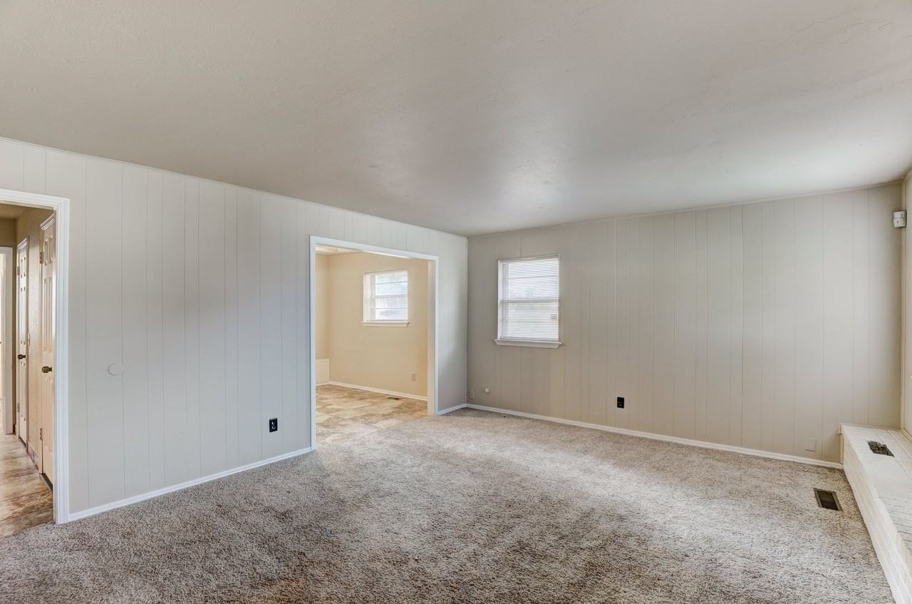 7505 Knight Lake Dr - Photo 7 of 26