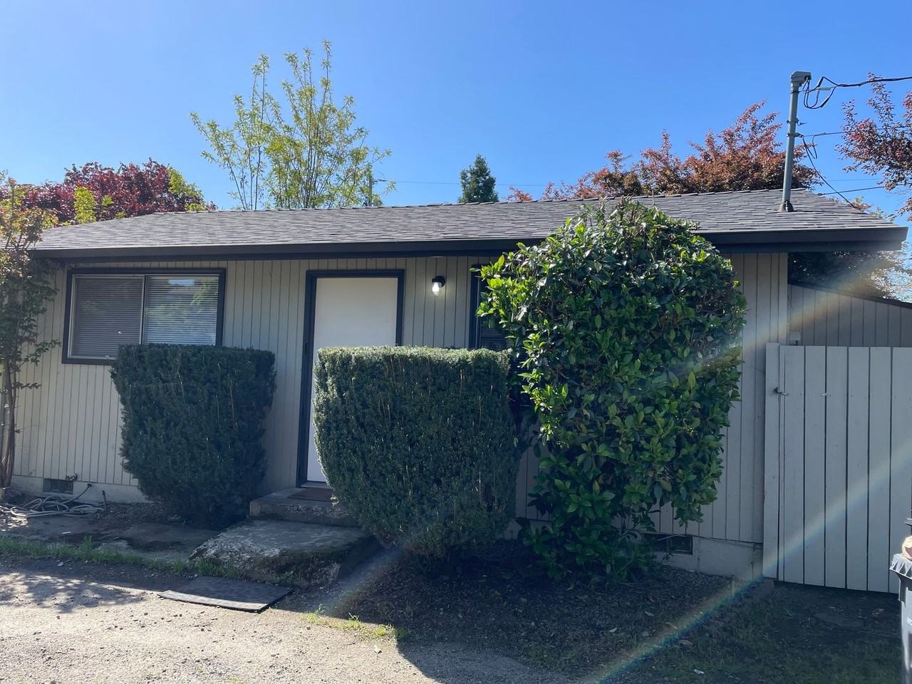 320 Ashland Ave - Photo 2 of 21